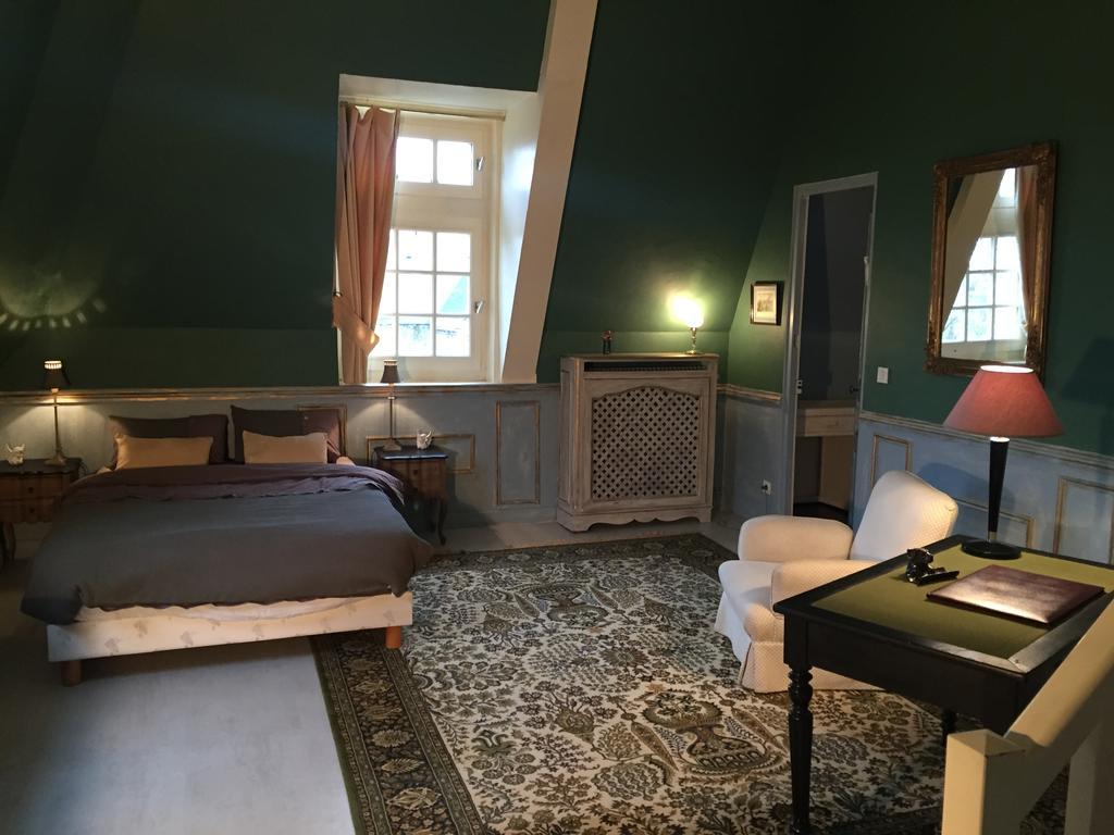 Le Castel Ecossais Bed and Breakfast Senlis  Δωμάτιο φωτογραφία